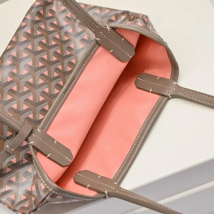 Picture of Goyard Handbags _SKUfw225670544fw